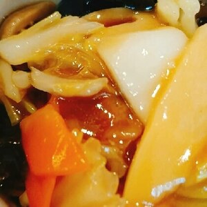 中華丼(白菜、人参、椎茸、ピーマン、ベーコン入り)